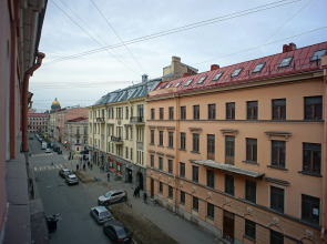 Меблированные комнаты на Столярном