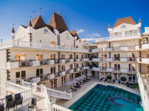 Kamelot Hotel