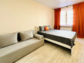 Studiya Dlya Troikh Flat
