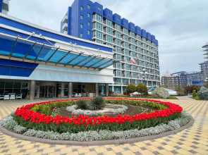 Aquamarine Resort & Spa