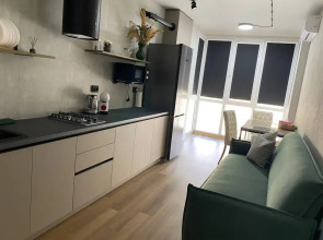 Квартира посуточно на Джигкаева, кровать Queen Size!