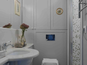 Квартира Hidden Garden Stay