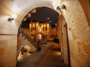 Misty Cave Hotel