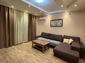 Na Naberezhnoy 11/1 Apartments