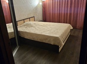 Uyutnaya 2-Komnatnaya So Vsemi Udobstvami Flat