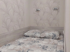 Na Ulitse Karla Marksa 183 Flat
