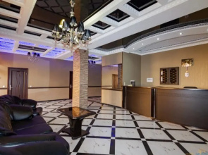 Hotel Mega Lyuks