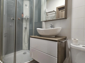 Апартаменты Марьин Дом на Малышева, 42 а