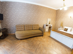 Апартаменты Inndays на Демонстрации