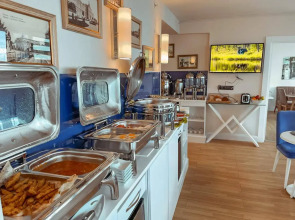 Отель Orbi City GE