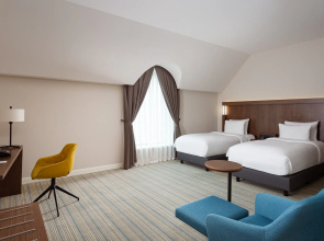 Отель Courtyard by Marriott Baku