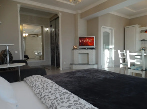 Апартаменты на Дворянской