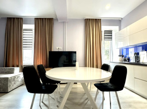 Апартаменты в стиле Модерн в самом сердце столицы с круглосуточным заселением улица Комсомольская 34