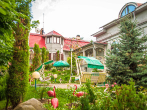 Дом Красивый дом на Волге