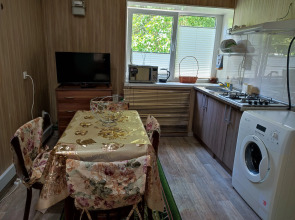 Апартаменты на Александра Невского 82-2