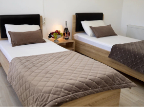 Guest house Tali on Dermanovskogo 42