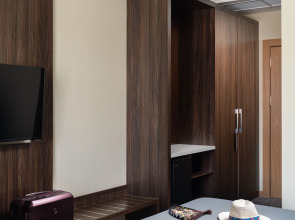 Отель StayInn City Center