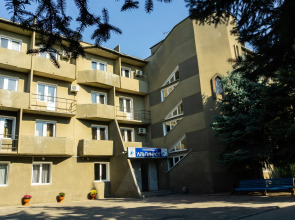 Отель Альпинист