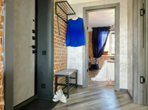 Квартира Двухкомнатная в Стиле Loft с Видом на Бухту Золотой Рог