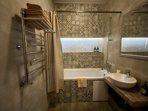 Апартаменты с проектором на Петрозаводской 85/75