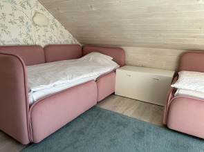 Апартаменты с двумя спальнями в частном доме