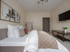 Апартаменты с двумя спальнями, в центре города, у канатной дороги