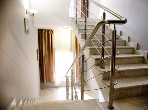 Гостевой дом Утомлённые Солнцем