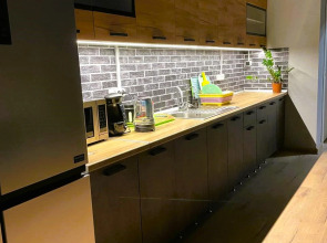 Хостел Moon Sky 24/7