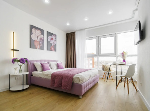 Na 24 Etazhe S Panoramnym Vidom Na Dve Reki Flat