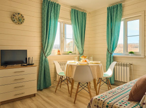 Na Rodnikovoy 6 Private house
