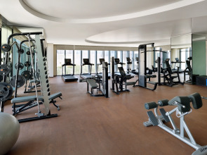 Отель Vida Emirates Hills