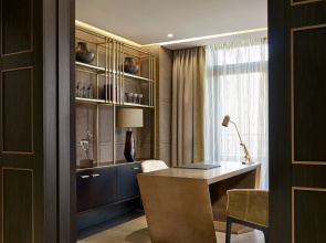 The Alexander, a Luxury Collection Hotel