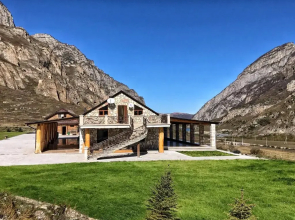 Eco-Park Irbis Hotel