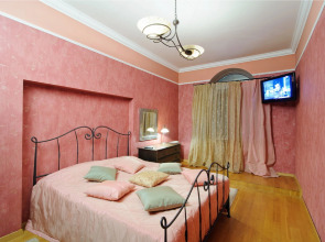 Апартаменты на Городском Валу 10