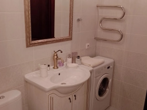 Квартира Притомский Классик, 2-комнатные апартаменты напротив Кассационного суда, рядом с Кузбасс-Арена