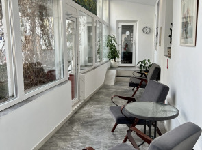 Отель Кристайл