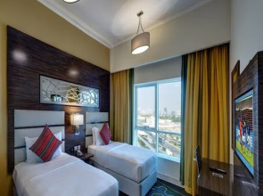 Отель Vintage Grand