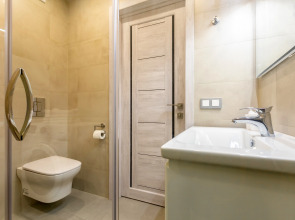 Апартаменты на набережной Адмирала Серебрякова