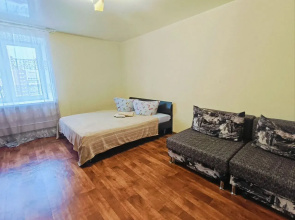 Na Ulitse Vasiliya Goltsova 10 Flat