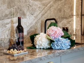 Апартаменты Lou Притяжение