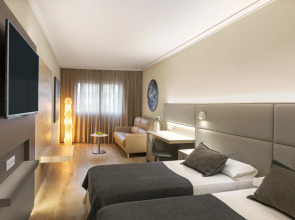 Отель Salles Pere IV Hotel