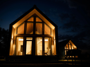 Khvoya Private house 2