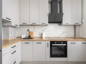 Квартира near the park – просторная трешка с видом на парк