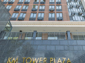 Апартаменты Просторная студия в центре на ул. Горького 23а Сова-Дом