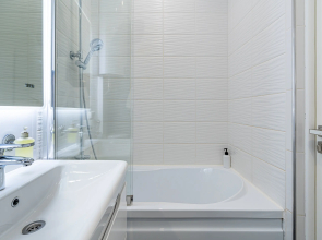 Квартира Bliss Aparts October Avenue 23