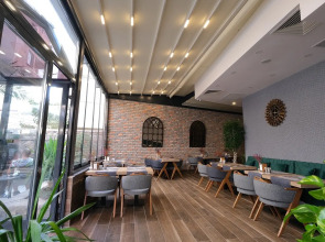 Отель Mai İnci