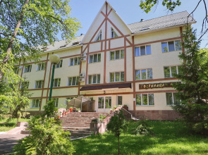 Отель Дубрава