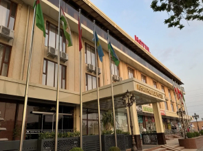 Khan Palace Hotel