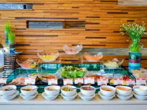 Отель Z Through by The Zign