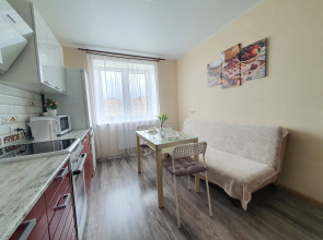 Апартаменты Живи Уютно Большой дружной семьей